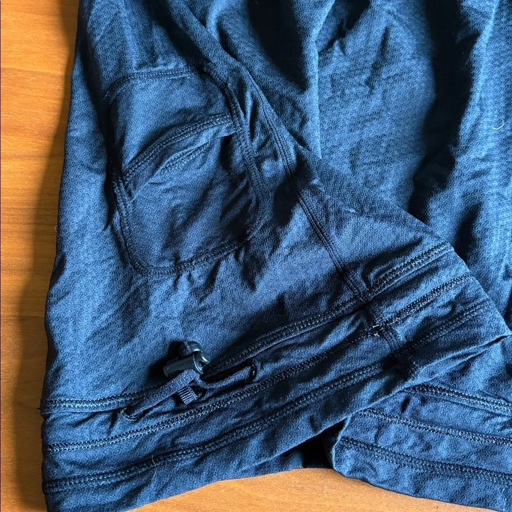 EUC Lululemon Black Tank with Drawstring Sz 6​​